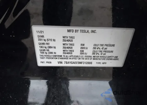 2022 Tesla Model Y Long Range Dual Motor All-Wheel Drive z USA, uszkodzony, nr VIN 7SAYGAEE9NF312886
